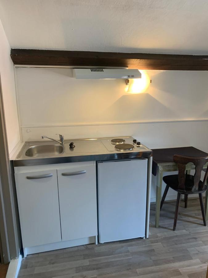Hotel Le Cosy Pont-de-Chéruy 외부 사진