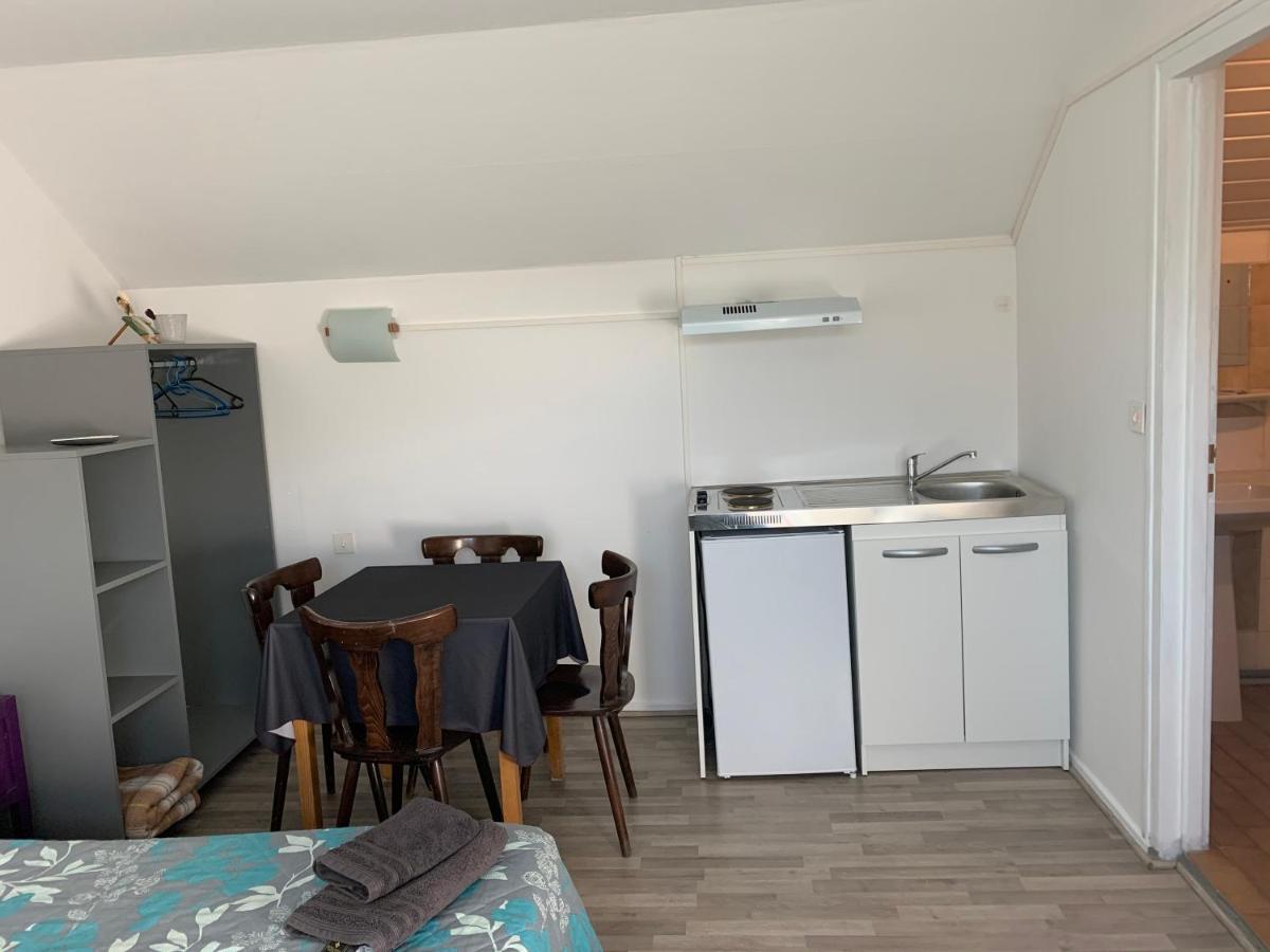 Hotel Le Cosy Pont-de-Chéruy 외부 사진