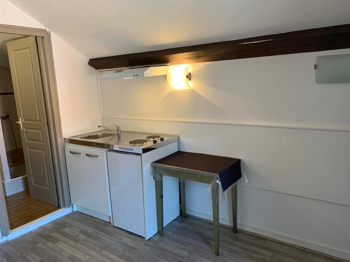 Hotel Le Cosy Pont-de-Chéruy 외부 사진